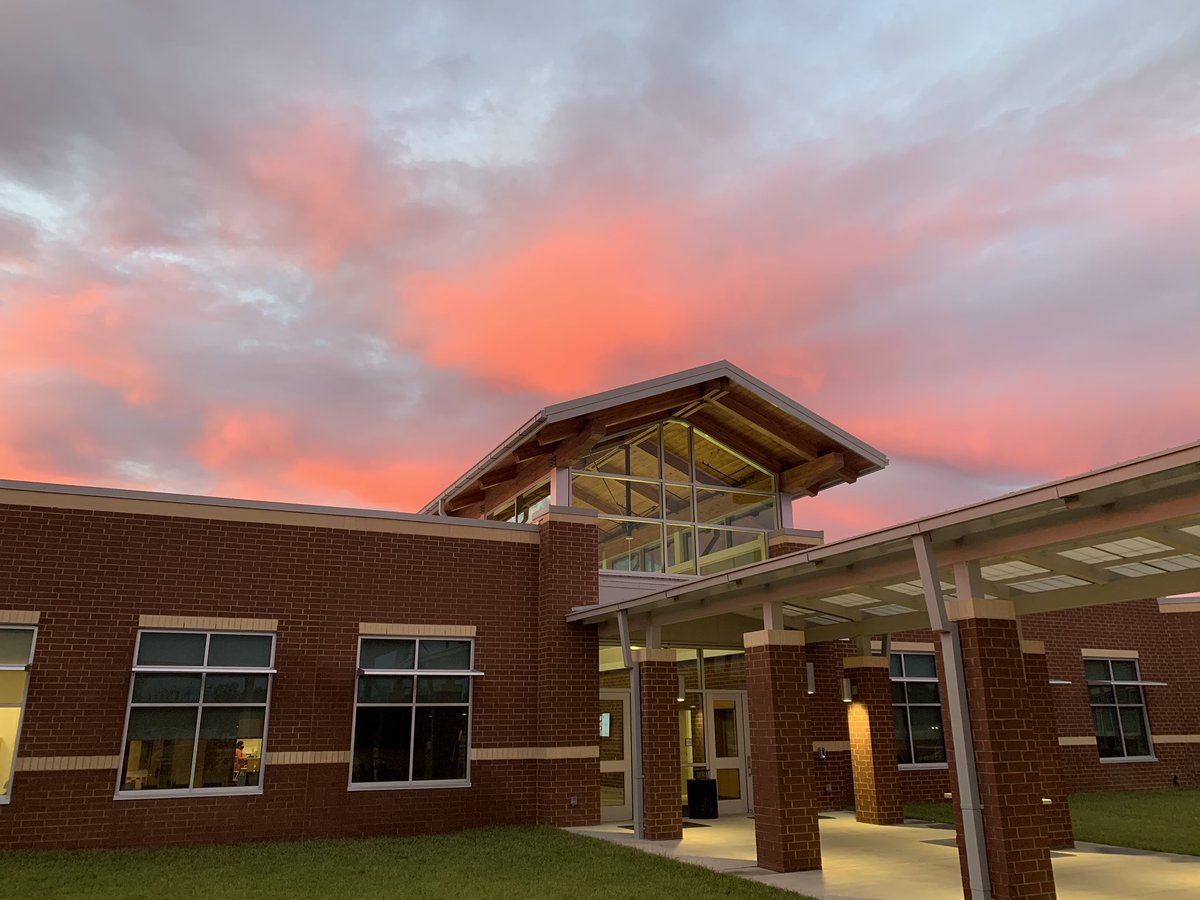 CESAviators's tweet photo. Another day dawns @CESAviators! Great things will happen here today because of our amazing, hard working, do whatever it takes, teachers and staff! #WhereStudentsDreamsTakeFlight https://t.co/UqM89AsNaN