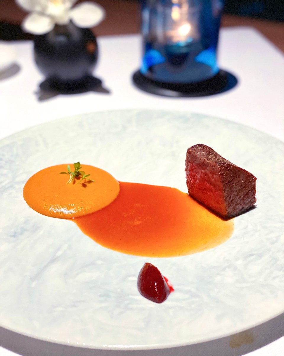 christy516's tweet photo. 文句なしのミシュラン一つ星⭐️店‼️
絶対にご褒美飯で行って欲しい😭✨
味も価格もロケーションもデザートまで完璧なお店ってスゴすぎる😭🙌🏻✨
接客まで完璧🤣サー��スが凄い‼️
お土産てんこ盛り！絶対また来る✊🏻
とにかく美味しいから記念日にでも是非‼️#azure45 #リッツカールトン東京 https://t.co/JSzTs047pV