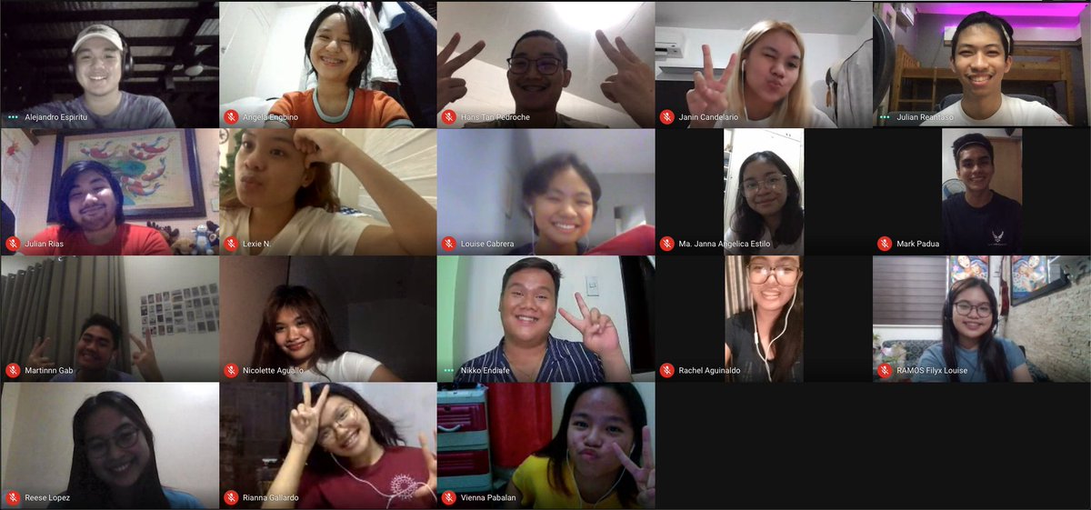 SBCADBalintataw's tweet photo. Nasa larawan ang pamunuan ng Dulaang Balintataw kasama ang mga bagong miyembro ng aming organisasyon. 

Ikinagagalak namin na maging bahagi kayo ng aming pamilya! ❤️

Lagi't laging para sa Sining, Panginoon at Bayan! 

#DulaangBalintataw
#2ndTheaterSeason https://t.co/mp06fWAdWL