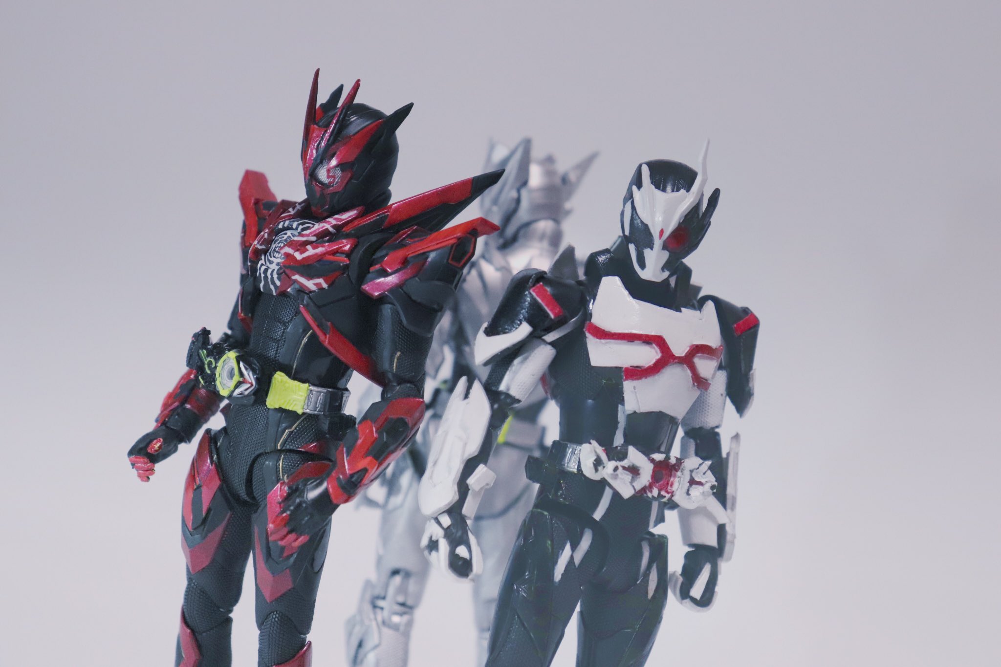 S.H.フィギュアーツ 仮面ライダーゼロワン ヘルライジングホッパー S.H.フィギュアーツ 仮面ライダーゼロワン ヘルライジングホッパー