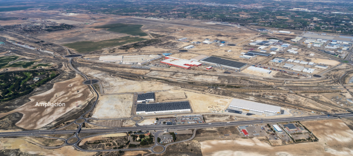 GobAragon's tweet photo. Adjudicadas las obras para la ampliación de #Plaza por 9,7 millones de euros. La previsión es que comiencen en noviembre. 

#AragónPlataformaLogística mantiene en marcha, además, los proyectos de mejora de #Platea y #Plhus, que avanzan a buen ritmo.

👉 https://t.co/3qLGndS662 https://t.co/fdLiNCpqvZ