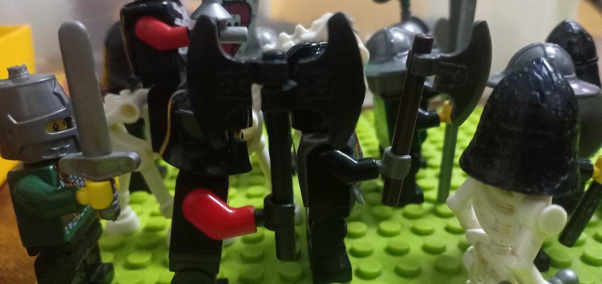 Mike The Knight tweet media