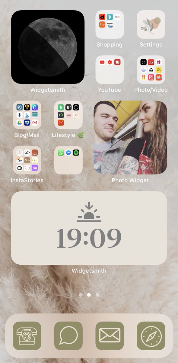 KabukiRune's tweet photo. Kind of obsessed with my new iPhone homescreen! π€π€#iPhoneWallpaper #iPhone #iphoneios14 #iphoneupdate #iphonehomescreen #iphonewidgets https://t.co/fbJzeDCZwV