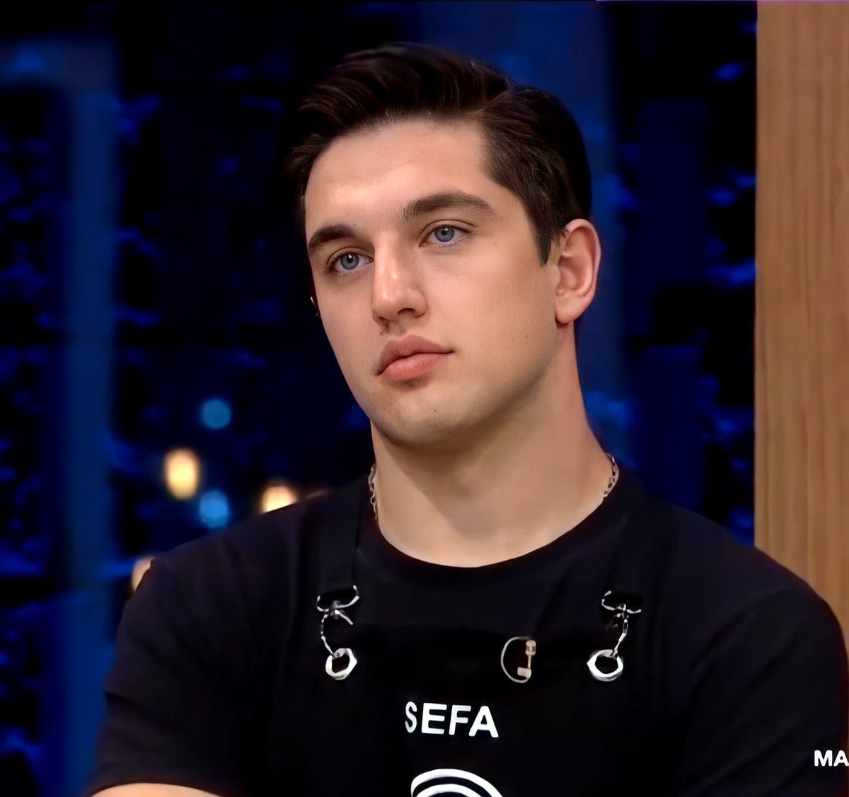 TxtmoaY's tweet photo. Sefayı gerçekten çok seviyorum çizgisini hiç bozmadı çok saygılı birisi ve 2020 masterchef şampiyonu olmayı sonuna kadar hak ediyor sefa sokfc her zaman arkanda ve seni çok seviyor👑
#sokfc #sefaokyaykilic https://t.co/9DvpoBk9DA