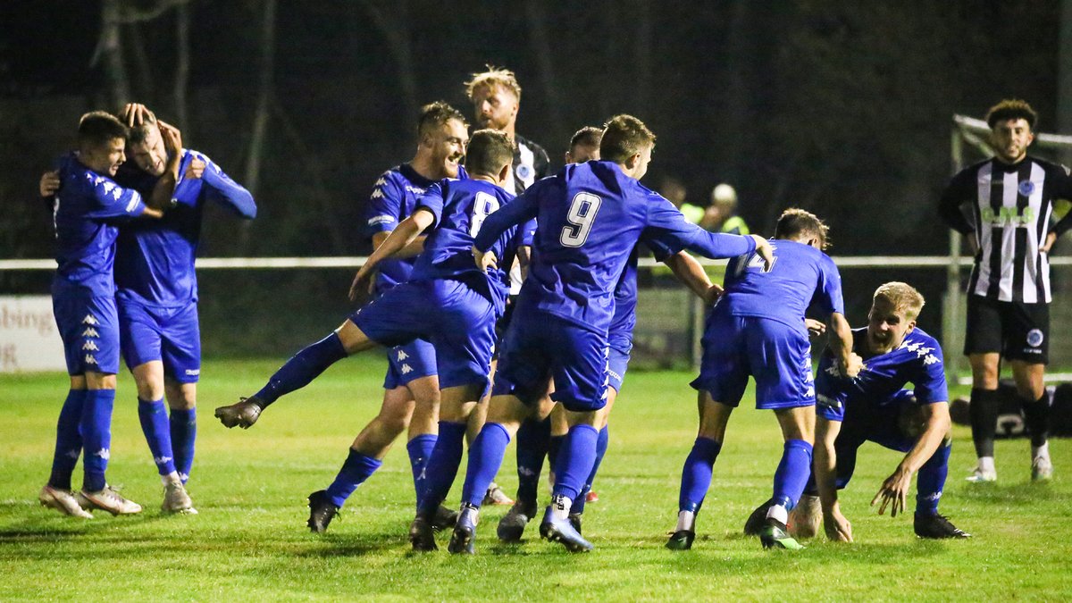 That 90th-minute winning goal feeling 🤩

#EmiratesFACup <a href="/ChristchurchFC_/">Christchurch FC</a>