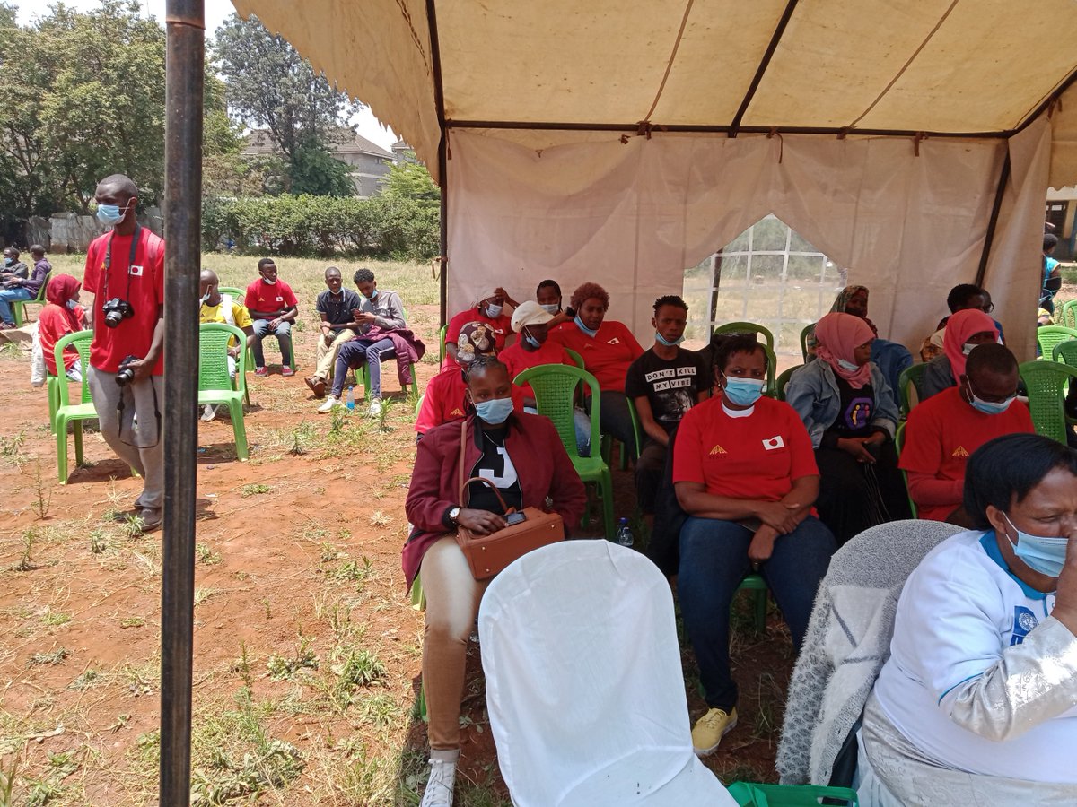 KYENetwork's tweet photo. Interaction with Eastleigh community. Awareness on Abuse and violations and our toll free line 0800720731 was well received. @JacklyneMuthee @Carolkasinasc @SolidarityCntr @Edwinngugi3 @HamisMoha84 @Kevothuo @crypticDecosta 

#Informalworkisworktoo https://t.co/CrGo4S2pi5
