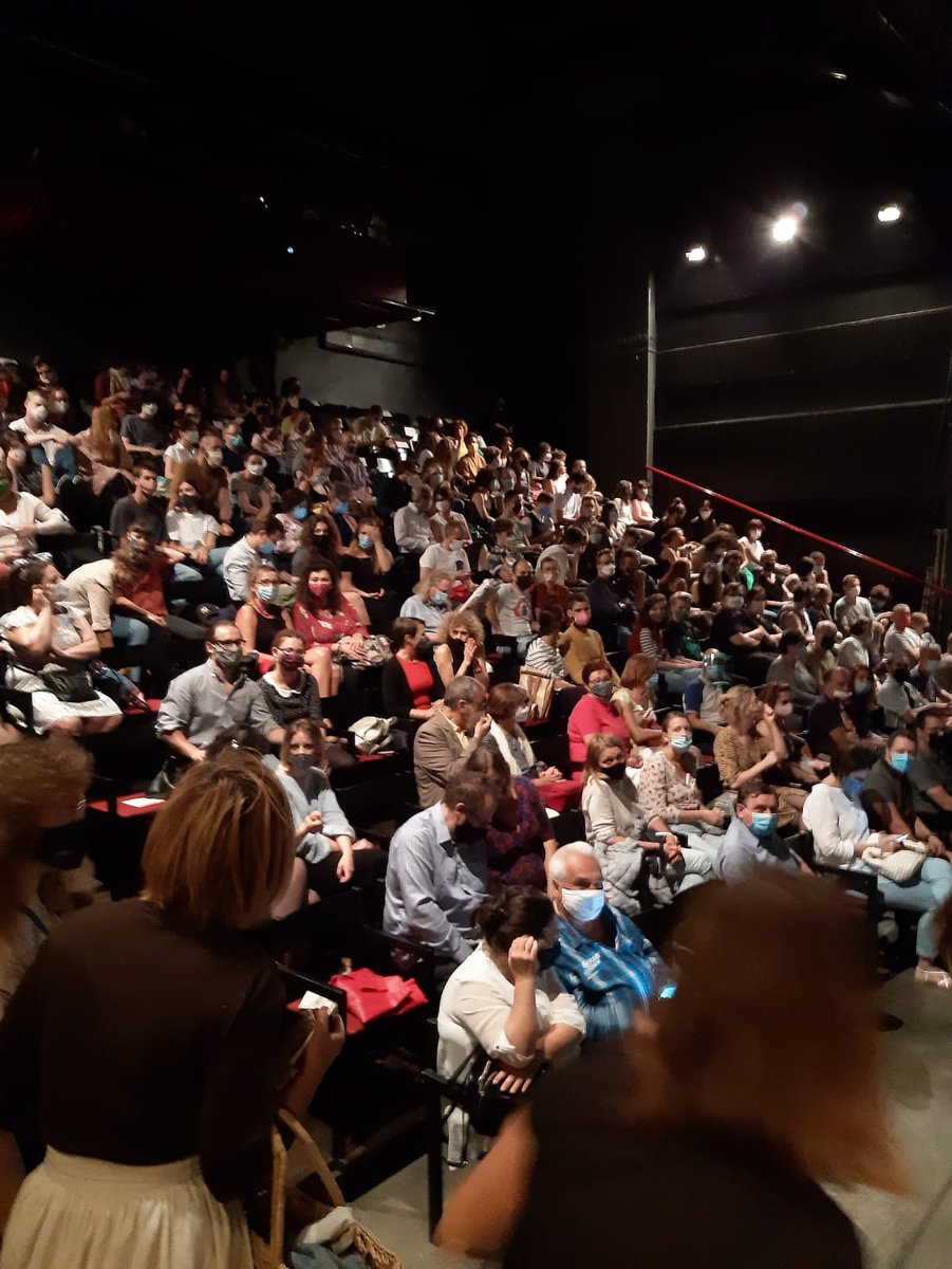 CrossDivides's tweet photo. We had a great turnout on the first day of Dollardaddy's EAST Premiere. A big thank you to all who attended! You can still watch the play tonight @trafohouse. Tickets here: https://t.co/RFreza9AaE @TampereUni_EDU @KoneenSaatio @cies_us @kajetjournal @PuncturedLines @HungaryToday https://t.co/0wq0XbYe0n