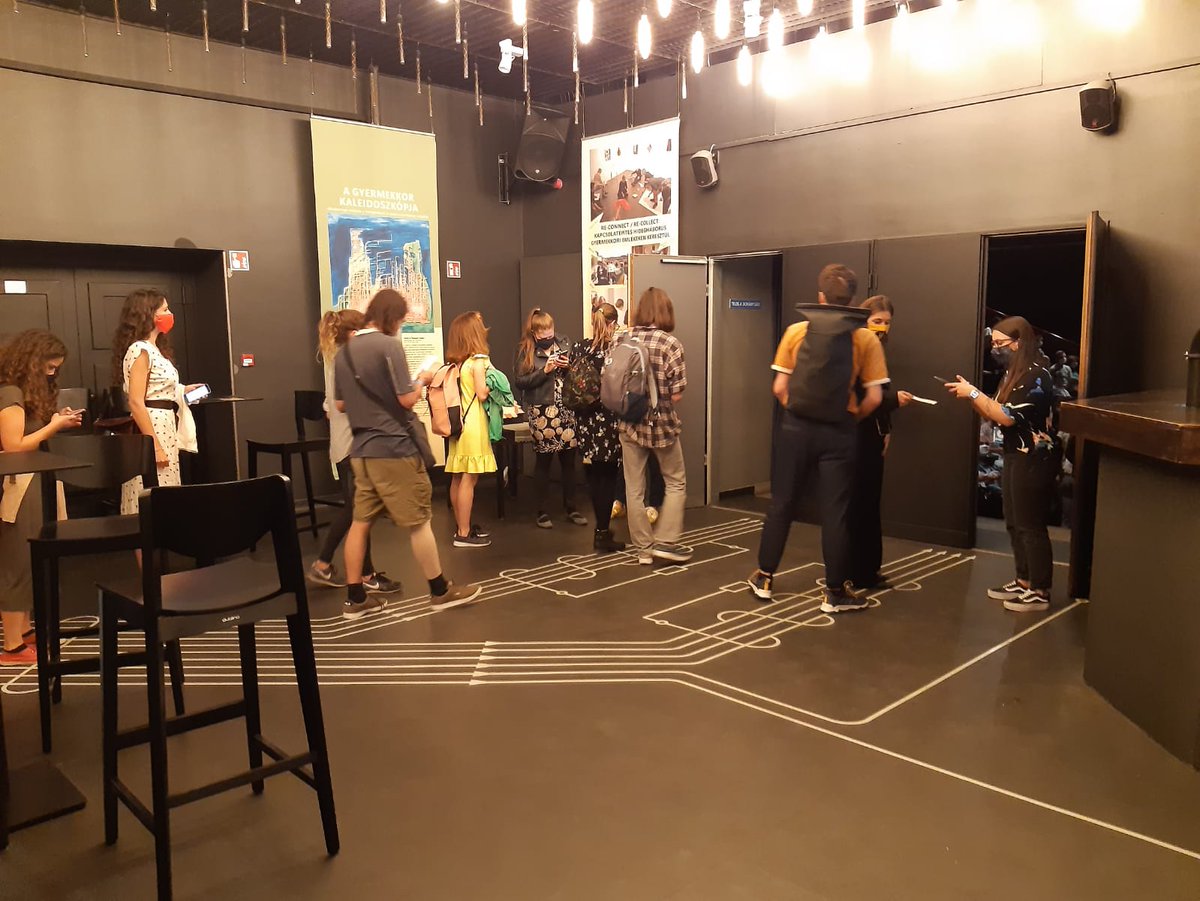 CrossDivides's tweet photo. We had a great turnout on the first day of Dollardaddy's EAST Premiere. A big thank you to all who attended! You can still watch the play tonight @trafohouse. Tickets here: https://t.co/RFreza9AaE @TampereUni_EDU @KoneenSaatio @cies_us @kajetjournal @PuncturedLines @HungaryToday https://t.co/0wq0XbYe0n