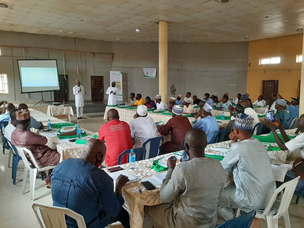 CropitExt's tweet photo. "Effective Agricultural Extension in today's society entails the ability to reach farmers and other farming stakeholders with real-time information on their farms and homes. This is made possible through the use of ICT and digital technologies. Information is the key to unlocking https://t.co/vIhXCH4lia