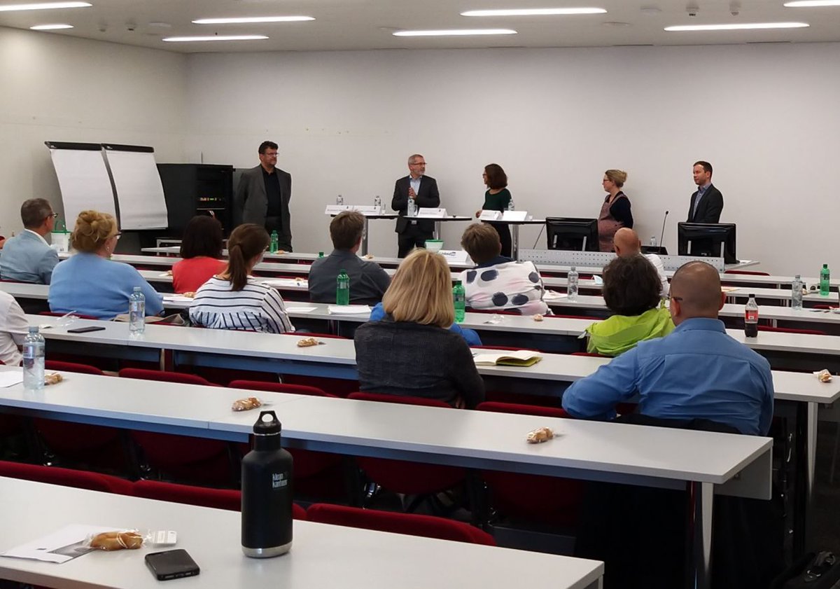 FP_Robotics's tweet image. Gestern fand die Veranstaltung «Fokus Gesundheit» Digital Health von BFH Gesundheit statt. Der CFO von F&P Robotics, Michael Früh, hielt einen Vortrag zum Thema Robotik im Gesundheitswesen
linkedin.com/feed/update/ur…
#digitalhealth #healthcare #innovation #robotics #engineering