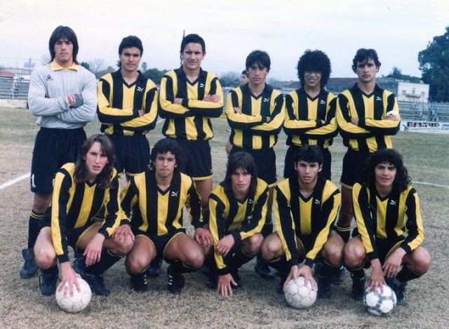 tano_Tulumello's tweet photo. Acabo de escuchar a Palma sobre los juveniles de nacional..dijo una frase célebre q antes era PRIORIDAD EN PEÑAROL..nosotros formamos juveniles con el FIN DE "JUGAR Y TRIUNFAR EN PRIMERA"..luego se venderán..NOSOTROS formamos para LOS CONTRATISTAS y ENGORDAR CUENTAS BANCARIAS https://t.co/N4ua8EUCPB