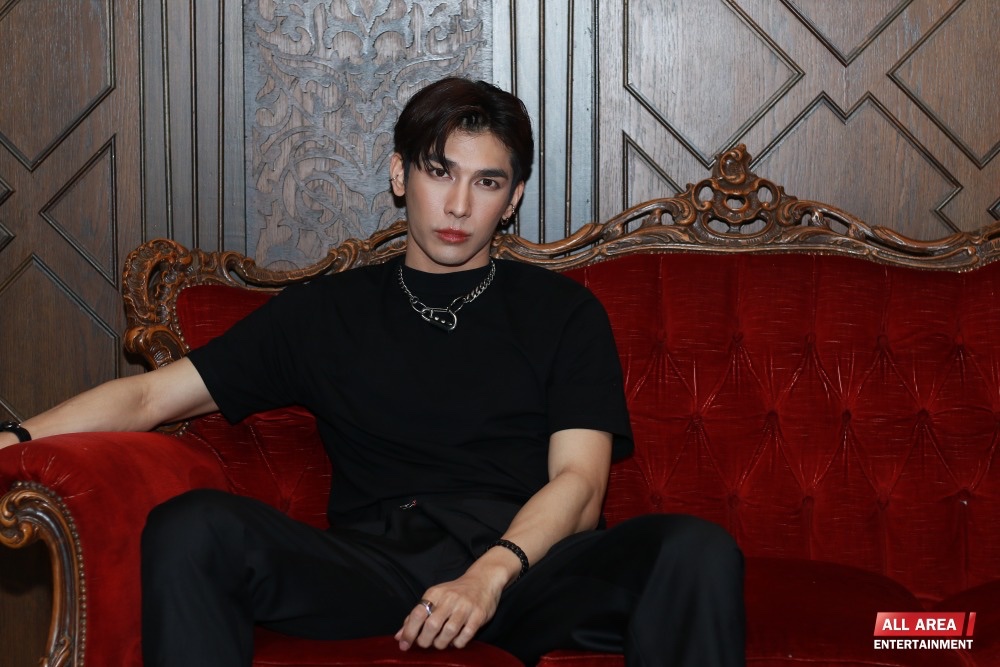 Aladdin talking about  @MSuppasit - a thread -  #MewSuppasit #Mewlions