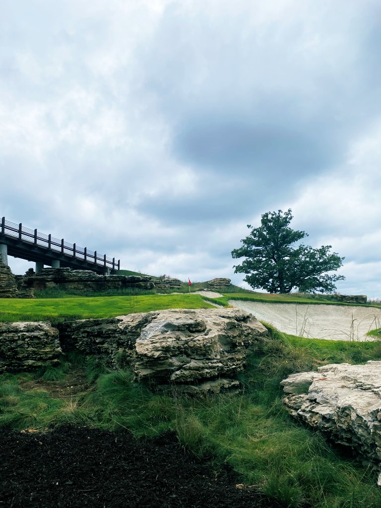 RiggsBarstool's tweet photo. Payne’s Valley. Woah. Tiger’s first public track. Playing here today &amp; filming every shot. Can #RiggsyVanityCap break 80? https://t.co/RMgKAoBdSv