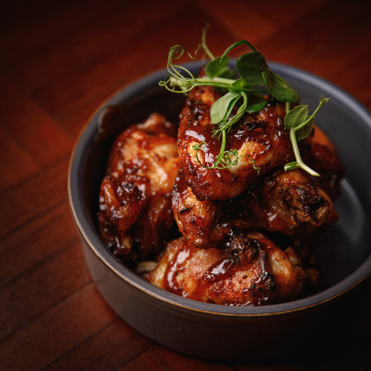 Loving the Loca savings? 😍

Don't forget today we're offering 50%* off your food bill so you can enjoy a range of small plates for less. These tasty smoked chicken wings with a choice of sauce, would be less than £3! 🍗

Click the link to book now. ⬇️
bit.ly/2FzDI6Z