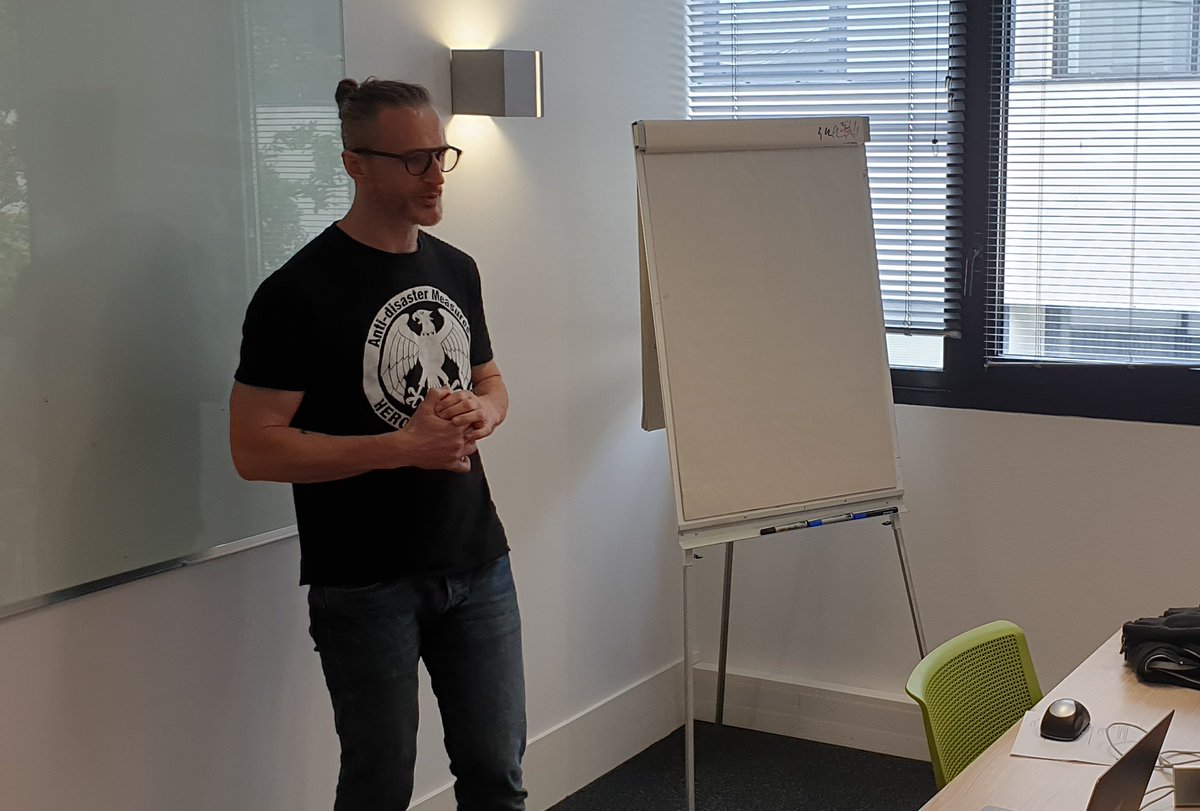 netng's tweet image. Formation Deep Learning 100% digitale pour un de nos clients fidèle. Merci au formateur de relever le défi pour les 3 sessions et aux stagiaires motivés à distance.
#rennes #deeplearning #python #onsadapte