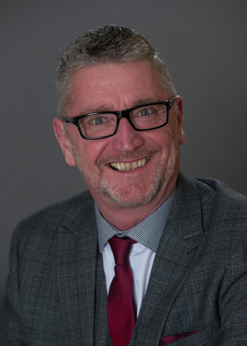 Today we are celebrating a fantastic milestone, Ian our Head of Applications for Roofing has been an integral part of our team for 30 years. We want to thank Ian for his expertise and continued valuable contribution to Sika.