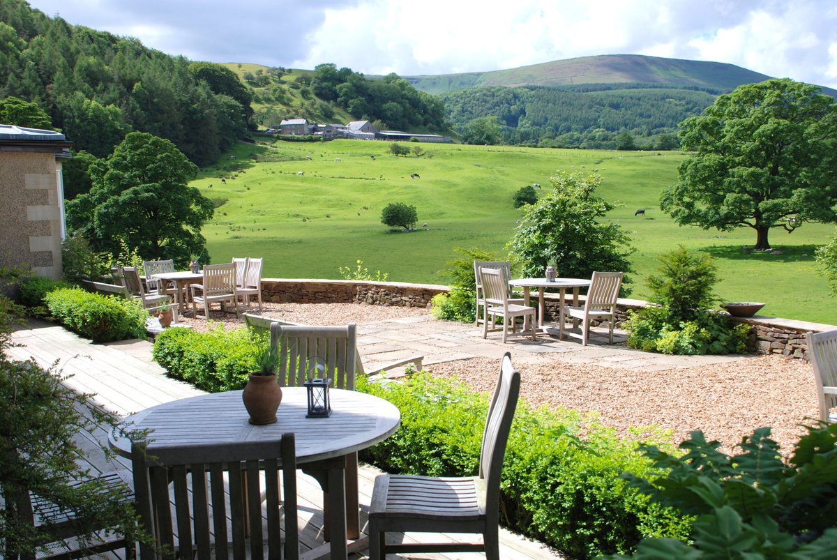 A reminder of our 2020 award winning pubs to while away the hours in this Autumn!
thegoodpubguide.co.uk/award-winning-…
<a href="/Pheasant_Inn/">The Pheasant Inn</a>; <a href="/LowHouseLax/">Low House Laxfield</a>; <a href="/BantamLifePubs/">Bantam Life Pubs</a>; <a href="/pubslimited/">Pubs Limited</a>