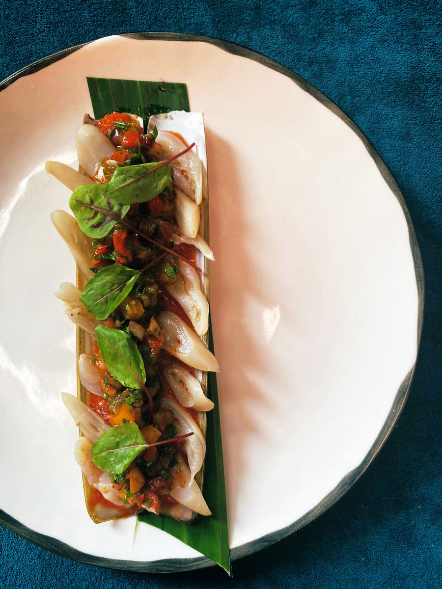 From our new Para Picar menu: razor clam escabeche with romesco salsa. ⚡️

bit.ly/SUPERICO99MENU

#parapicar #edinburgh #eatedinburgh