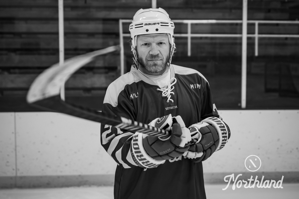 NorthlandVodka's tweet image. Eat. 
Sleep.
Hockey. 
Northland.
Repeat. 
#spiritofhockey #madeinmn #organicvodka #minnesota