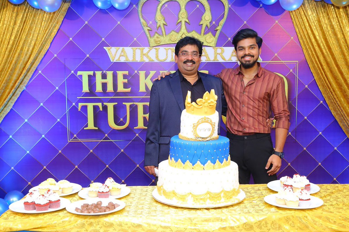 iam_vibi's tweet photo. My King turns ‘50’ 👑. The man I always look up to. On this special day, I would like to say “I would be happy even if I become half the person of what you’re”. #Happy50thBirthday #Appa. Love you always @TPVVaikundaraja ❤️🤗
#HBDVaikundaraja #VVR50 https://t.co/5dmNC8IHow