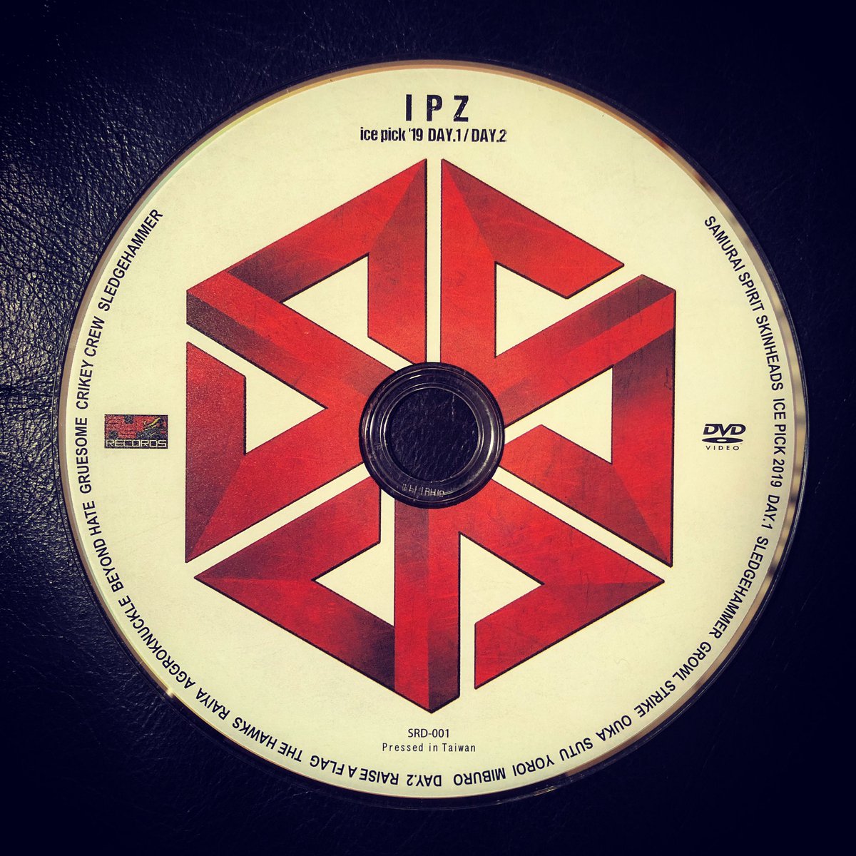 horifumi1's tweet image. 一年前を思い出して胸が熱くなりました。

最高のギフトをありがとうございます。

Skinhead never die !

#icepickzine 
#ipz
#samuraispiritskinheads 
#sss