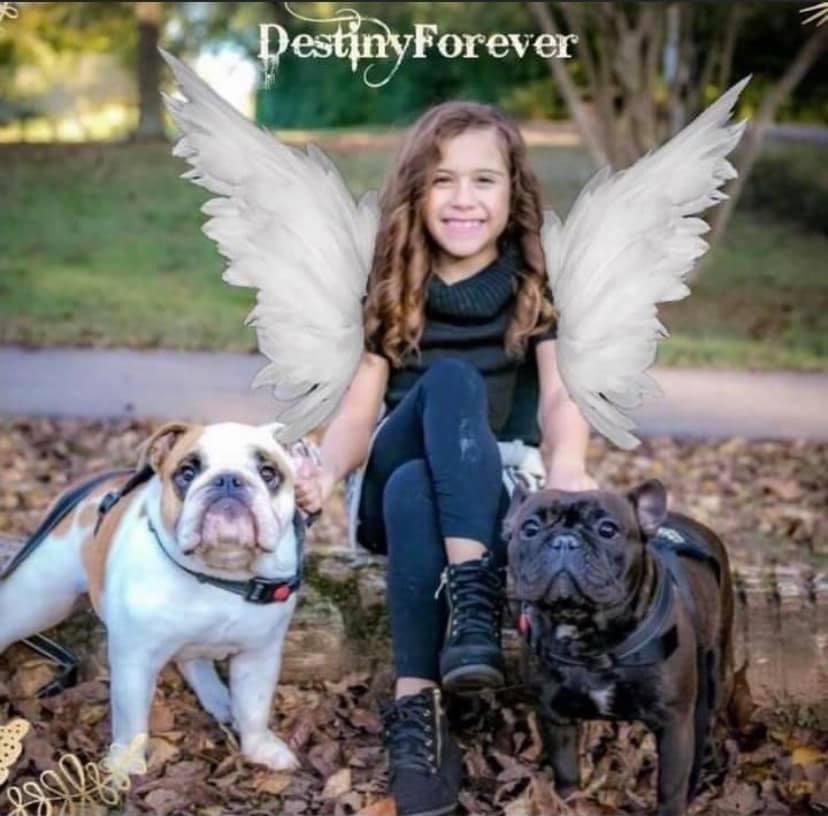 Holly Ramos tweet media