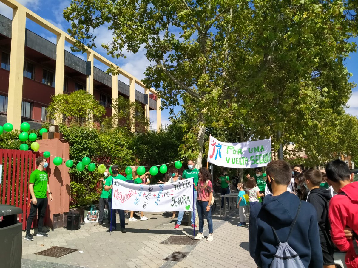 Por una #VueltaAlColeSegura Vicálvaro  #Huelgaeducativa La salud no se improvisa