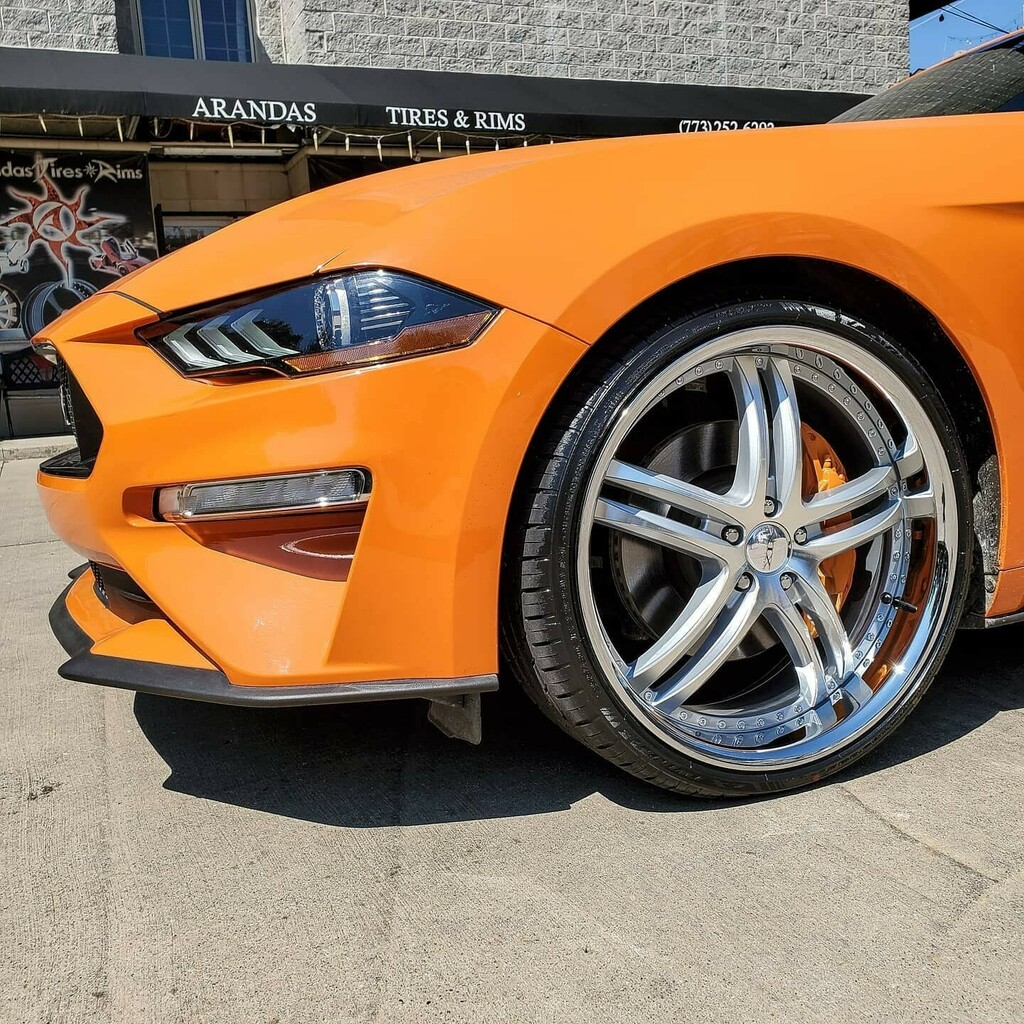xixwheels's tweet photo. 2020 brought some fire including this #fordmustang
📷 @arandastr1
#wheelwednesday #xix #xixwheels #X15 #22s https://t.co/TNkwaKl9TC