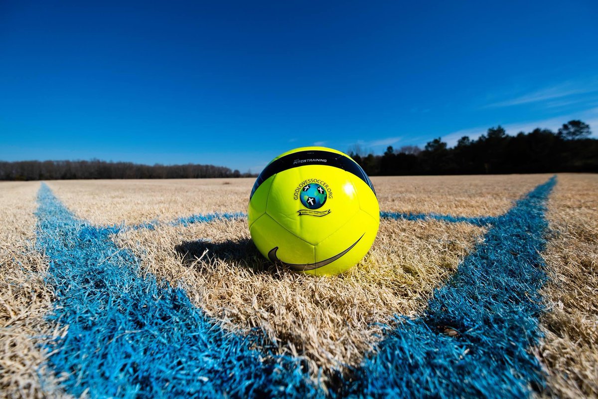 godlovessoccer's tweet photo. Just a $25 donation provides a soccer ball to a kid who loves soccer but cannot afford their own ball.

https://t.co/oKUguLAI1E

#soccer #soccerkids #youthsoccer #futbol #phoenix #phoenixaz #scottsdale #scottsdaleaz #arizona https://t.co/10YZ6bJFvW