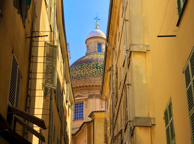 Au détour d'une ruelle dans le Vieux-Nice : la Cathédrale Sainte-Réparate 😍

📷<a href="/VSimon1985/">Vincent Simon 🆚</a> #CotedAzurFrance  #Nice06 #ILoveNice  #ExploreNiceCotedAzur @Nice_Tourisme