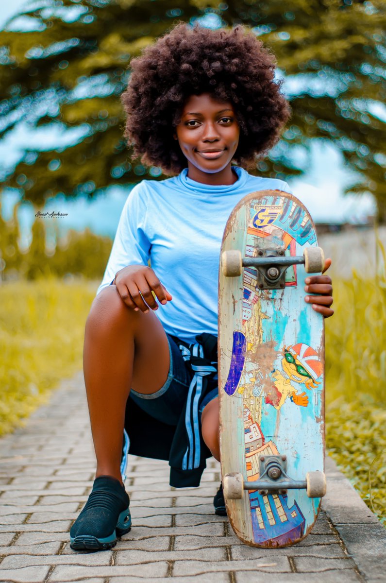 SmartAnderson10's tweet photo. NATURAL LIGHT......
PHOTOGRAPHY
SHOT WITH MY NIKON D7000
SHUTTER SPEED 100
ISO 100
F/3.2
TIME 5-6PM
#NaturalBeauty #Naturallight #naturalhair #naturalhair #Gemini #FEM #bayelsastate #photographyeveryday #amazingklef #nextvi #defotodriver #ThePhotoHour https://t.co/oVlZKHkUni