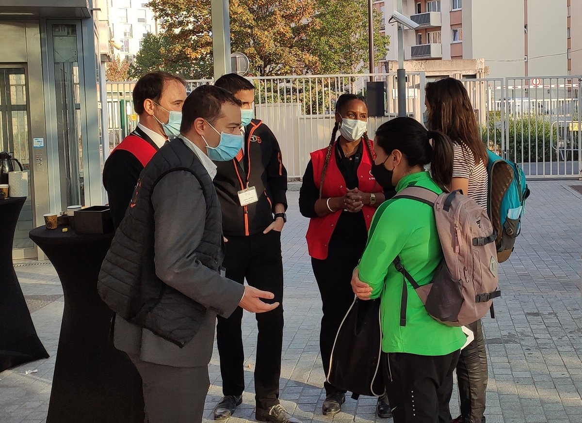 KeolisIDF's tweet photo. Informer, échanger et redonner confiance à nos voyageurs : avec @IDFmobilites et les collectivités, les filiales du @GroupeKeolis en #IDF se sont pleinement mobilisées durant la #SemaineDeLaMobilite et la #KeoLifeWeek pour promouvoir une #mobilité durable et partagée !
#STP2020 https://t.co/O0zTfT71gP