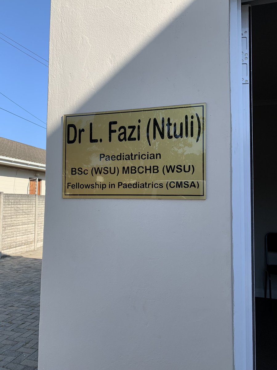 Hey guys, my mom just opened her practice in Vincent East London (11 Cavendish street). Please rt for awareness.