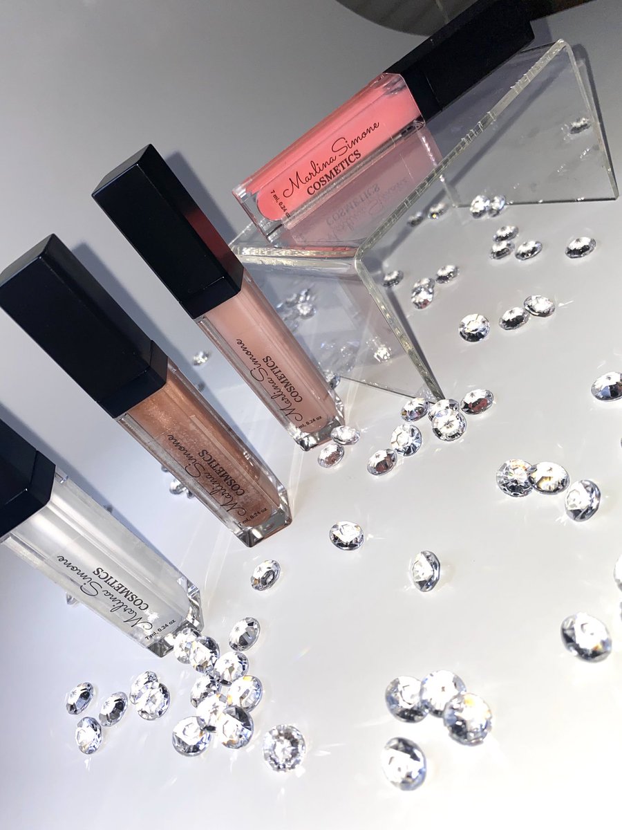 MarlinasimoneC's tweet photo. Support a black owned business with a quick RETWEET✨✨✨ Few items still available from my "Karma Collection" use discount code SALE25 at checkout💋 join my mailing list for upcoming updates🛍 https://t.co/Wl4nwHe3fq
