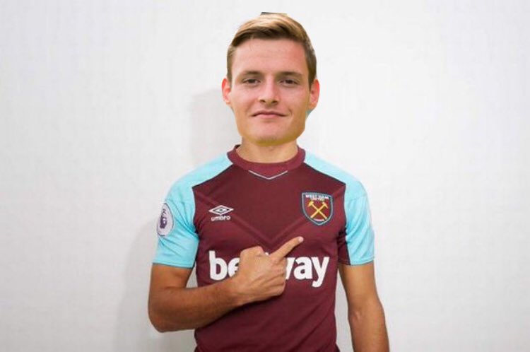 Here he is! Spanish U21 international Sergio Gomez signs from Dortmund. The creative playmaker pens a 4 year deal.