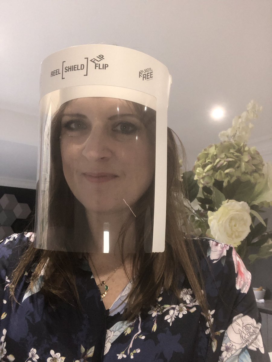 the_jollyturtle's tweet photo. Ready for my TV interview to talk about plastic-free PPE and reusable face masks 🎥😷 #facemasks #ppe #zerowaste https://t.co/CgQdMFZKkR
