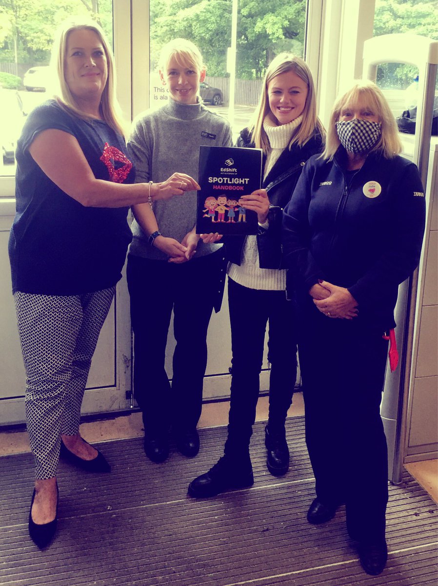 EdShiftCIC's tweet photo. Fab feeling going to our local Tesco to show the team what #tescobagsofhelp funds have enabled us to us to create.
@Focus4Hope Your donation to our JustGiving campaign helped cover the printing costs of a batch of our handbooks.
THANK YOU 🙏🏻
#notalone
#nottoblame
#calderdale https://t.co/fHGeRPKL55