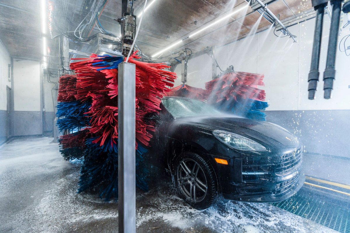 Crew_Carwash's tweet photo. #CrewAsks: Which service takes the 🔝 spot on your wash list — FastWax or Clear Coat? 🌟
Let us know below ⬇️⬇️⬇️
#CrewCarwash | #CrewCares https://t.co/XbsRumEXZ9