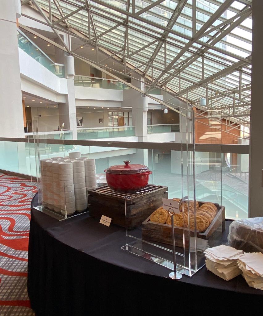 Hyatt Cincinnati tweet media