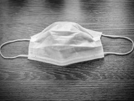 Tribune - Covid : les mesures restrictives de liberté résistent-elles au test de proportionnalité ?

Une trentaine de juristes reviennent sur des décisions récentes du Conseil d’État et discutent de façon critique la notion de proportionnalité

dalloz-actualite.fr/node/covid-mes…