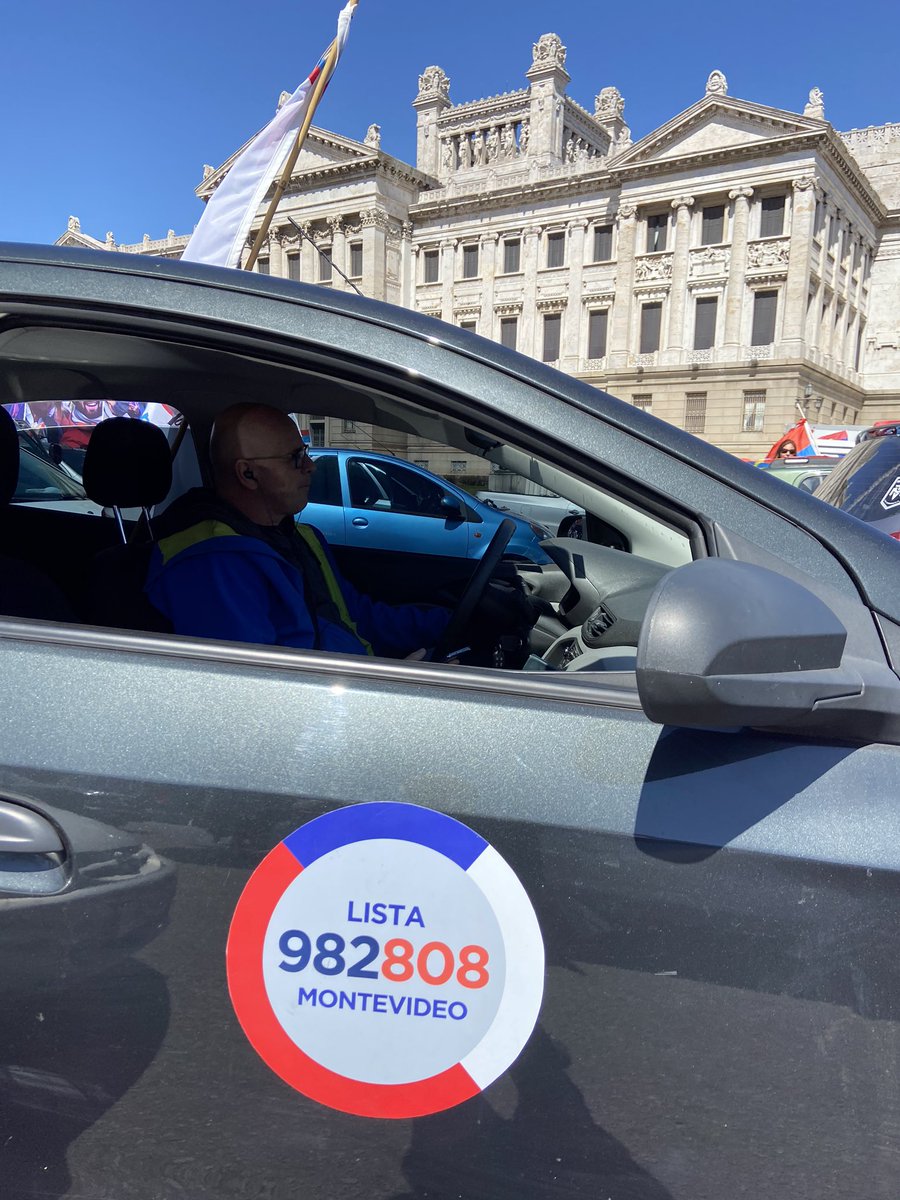 Álvaro García tweet media