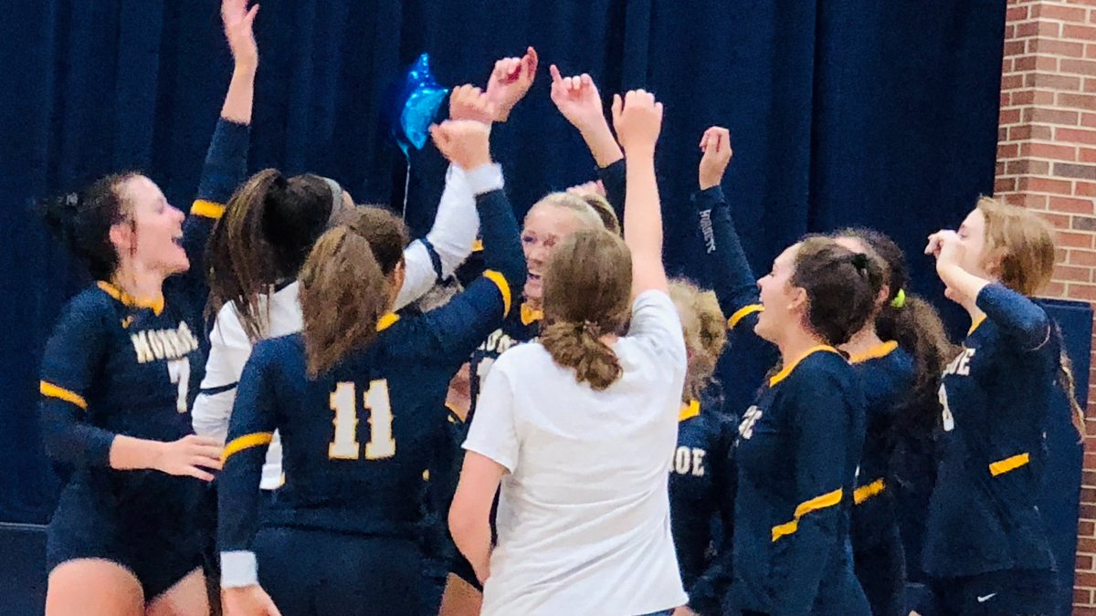 Monroe HS Girls Volleyball tweet media