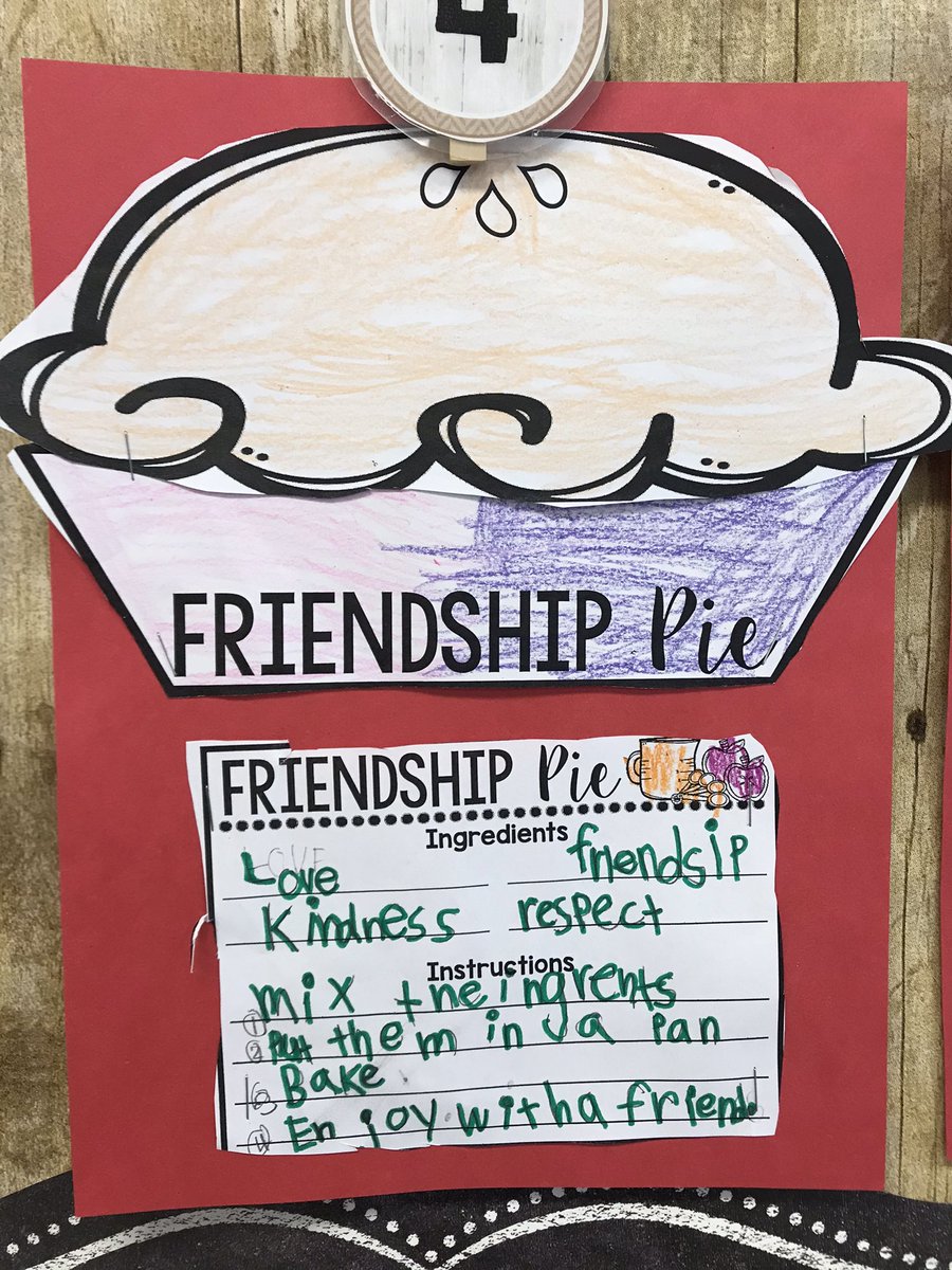 MissRacanelli's tweet photo. These friendship pies look delicious! Can’t wait to try them 🥧🥧🥧 https://t.co/9tcBUBNJr1