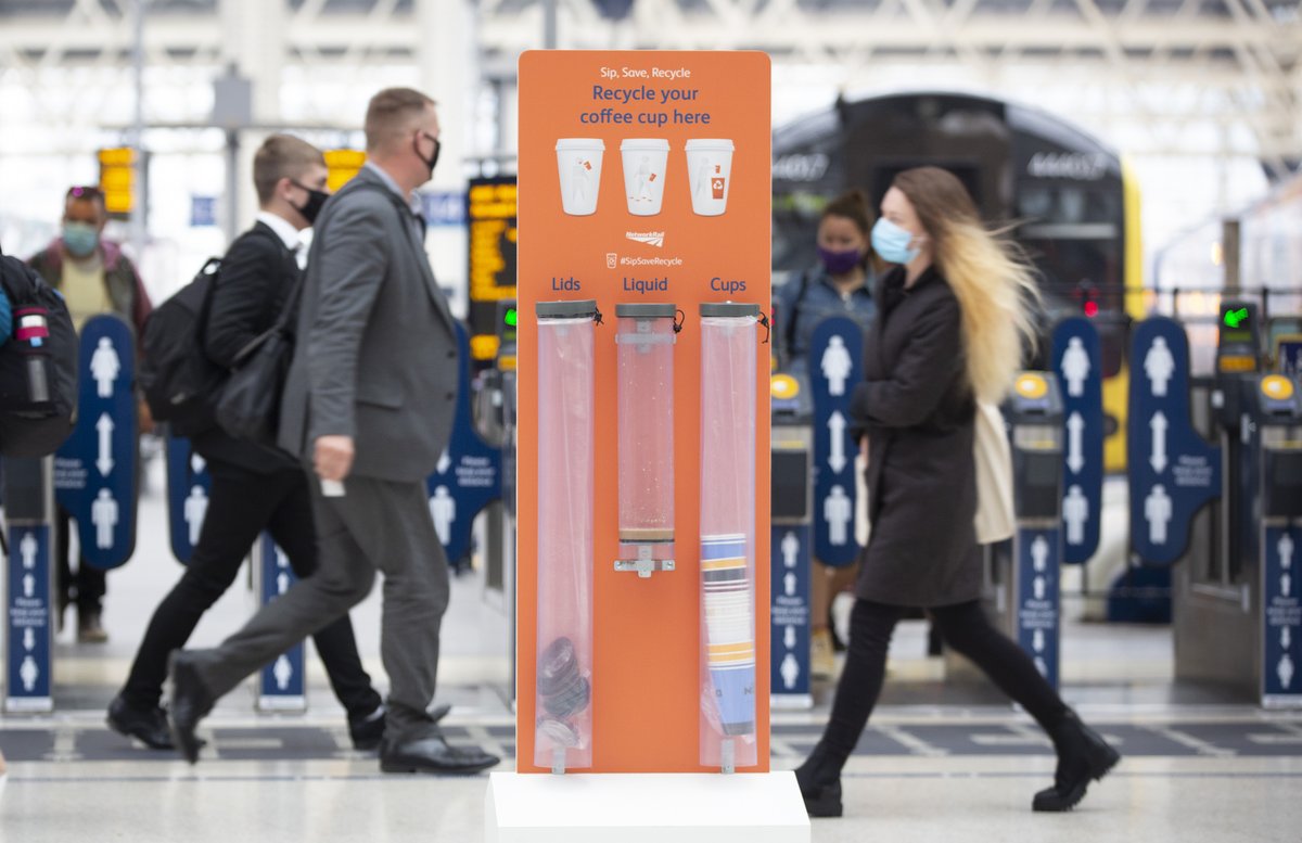 hubbubUK's tweet photo. As part of our mission to make coffee cup recycling easier than ever, we've teamed up with @NetworkRail to introduce brand new coffee recycling bins across their stations, supported by funds from the @StarbucksUK 5p cup charge
#SipSaveRecycle #InTheLoop #5pCupCharge https://t.co/OKyFYSd73Z