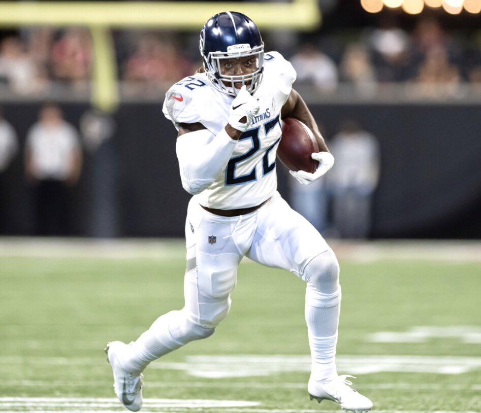 jwyattsports's tweet photo. 🚨Wardrobe check: 🚨 The @Titans will be decked out in the Stormtrooper look on Sunday vs the @Vikings — white jersey, white socks, and white britches. 👖 ❄️ https://t.co/HyKqIcNrqv