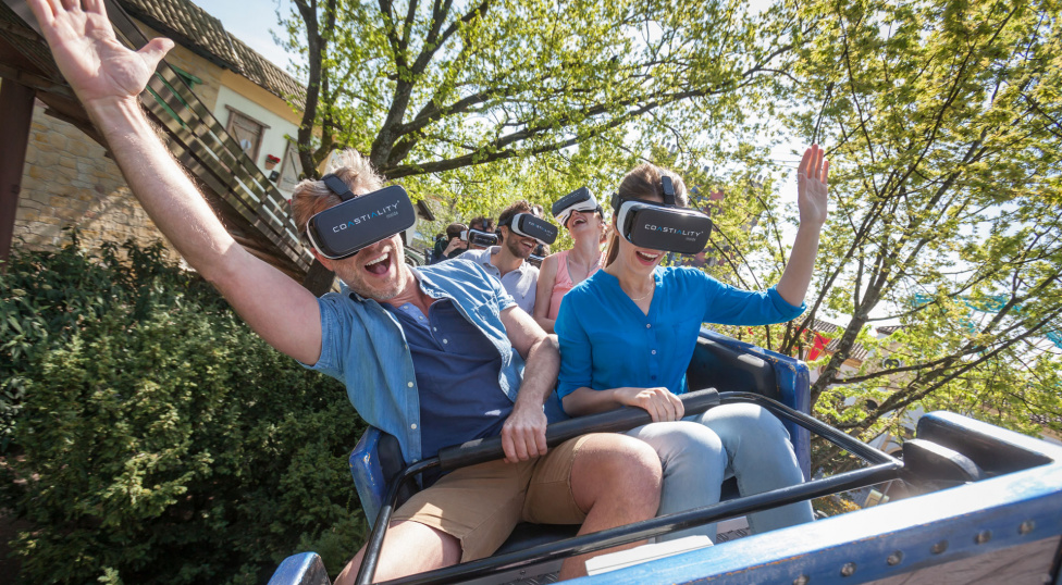 EuropaParkUK's tweet photo. Did you know #EuropaPark hotel guests get #VIP entry into the park? You can even ride the following #attractions and many others 30 mins earlier…
🇳🇱 #PiratesInBatavia
🇮🇸 #BlueFire
🇩🇪 #EPExpress
Book your #autumn hotel stay now and get 20% off - https://t.co/cwC0ALqBPB. https://t.co/uQLzHGSmXL