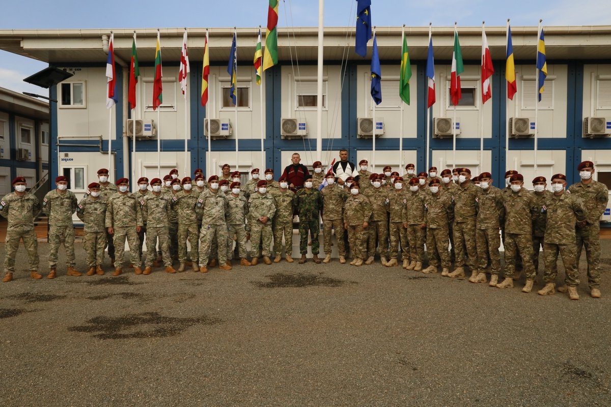 EUTMRCA's tweet photo. 🇪🇺🇨🇫🇬🇪 Après 6 mois de mission, la passation de commandement du contingent géorgien de l’#EUTMRCA a eu lieu au camp M’Poko-Moana. Les militaires géorgiens sont remplacés par leurs frères d’armes qui poursuivront la mission avec autant de professionnalisme. 
#Plusfortsensemble https://t.co/HAd1NSsqlI