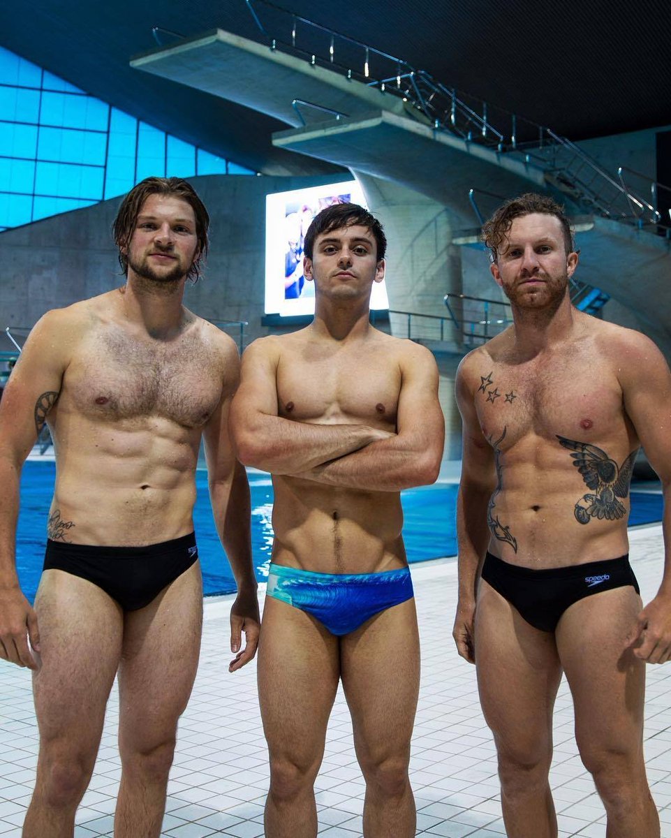 BulgeYoutuber's tweet photo. Mmm love tom Daley https://t.co/G8wY0RKJdy