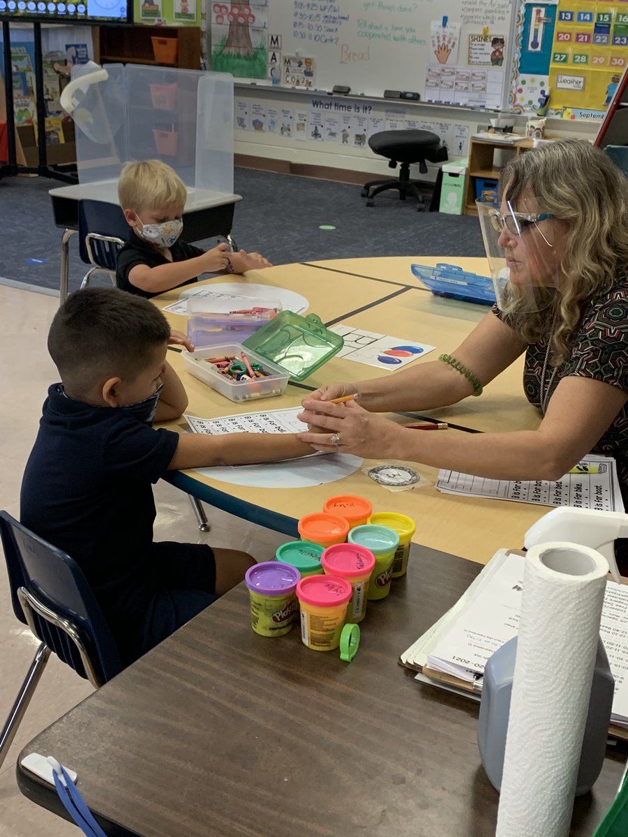 Paras running small group instruction in Ms. Steffler’s VPK class! Thank you paras for providing instructional support ❤️ <a href="/kjsteffl/">Kayla Steffler</a> <a href="/Wendysydeski/">Wendy | Realtor</a>  #vcsvpk