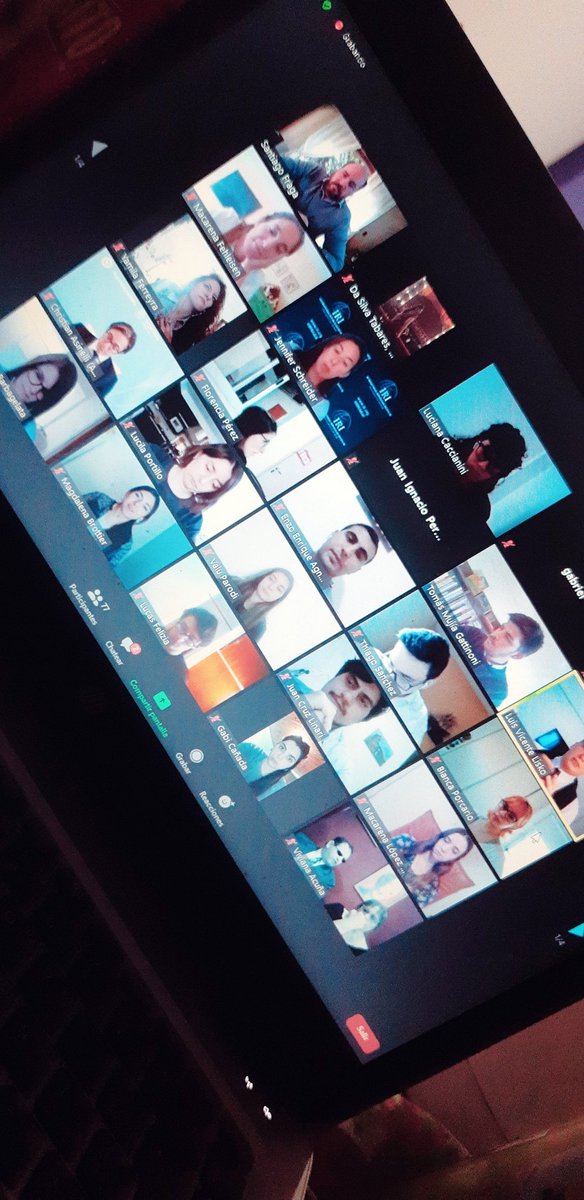 DaSilvaTabares's tweet photo. AHORA reunión con diputados, jueces, ministros, demás personalidades y ONG'S para presentar nuestros proyectos ganadores en ocasión del #Democrathon by @fcontemporanea . Vamooo que se viene nuestra aplicación #LicitARG 🇦🇷💙👩💻 https://t.co/sdbOxCUw4x